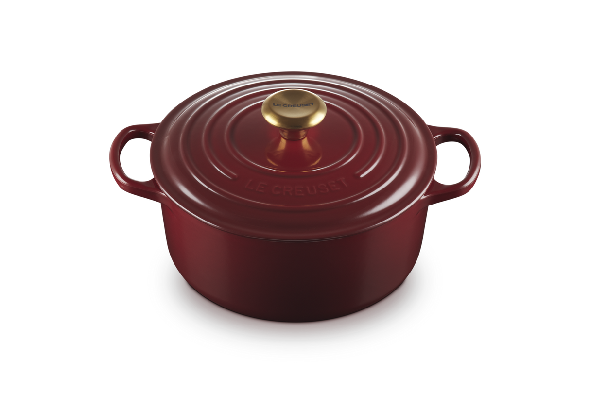 Le Creuset Signature 24cm Cast Iron Round Casserole - Garnet | 21177249494441