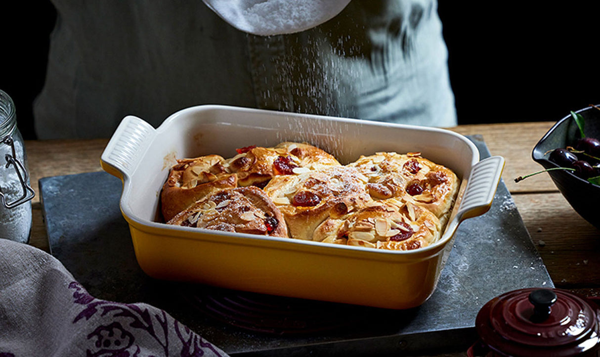 Le Creuset 32cm Stoneware Heritage Rectangular Dish - Nectar | 71102326720001