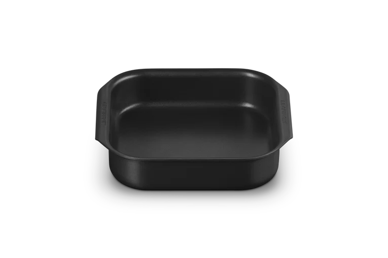 Le Creuset Ovenware Square Roasting Tin 22cm - Black | 46502220010002