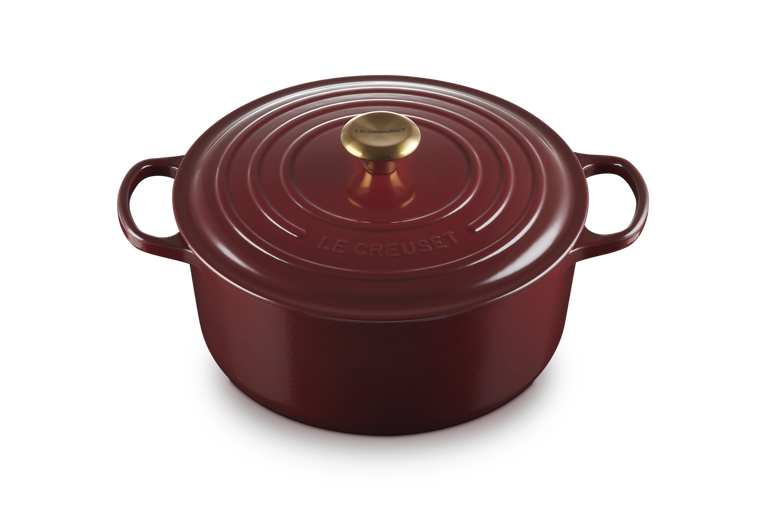 Le Creuset Signature 28cm Cast Iron Round Casserole - Garnet | 21177289494441