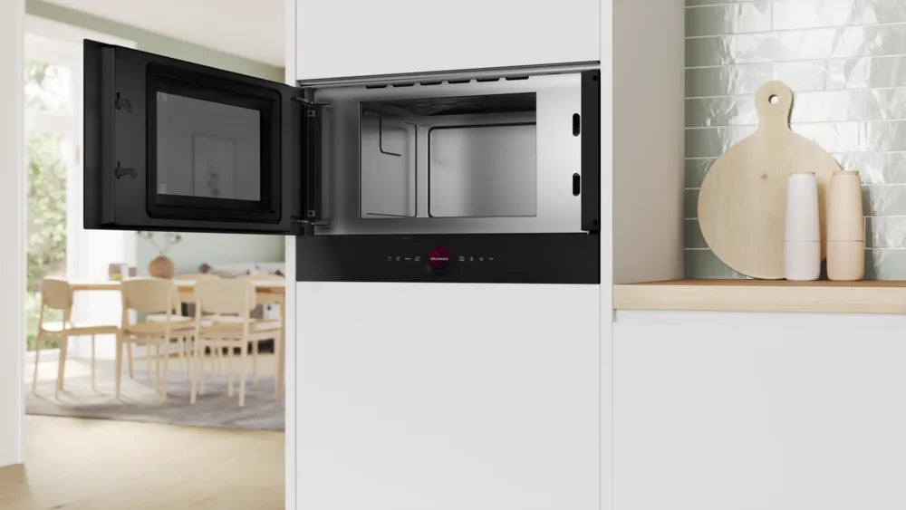 Bosch Series 8 Built In Microwave Black BFL7221B1B