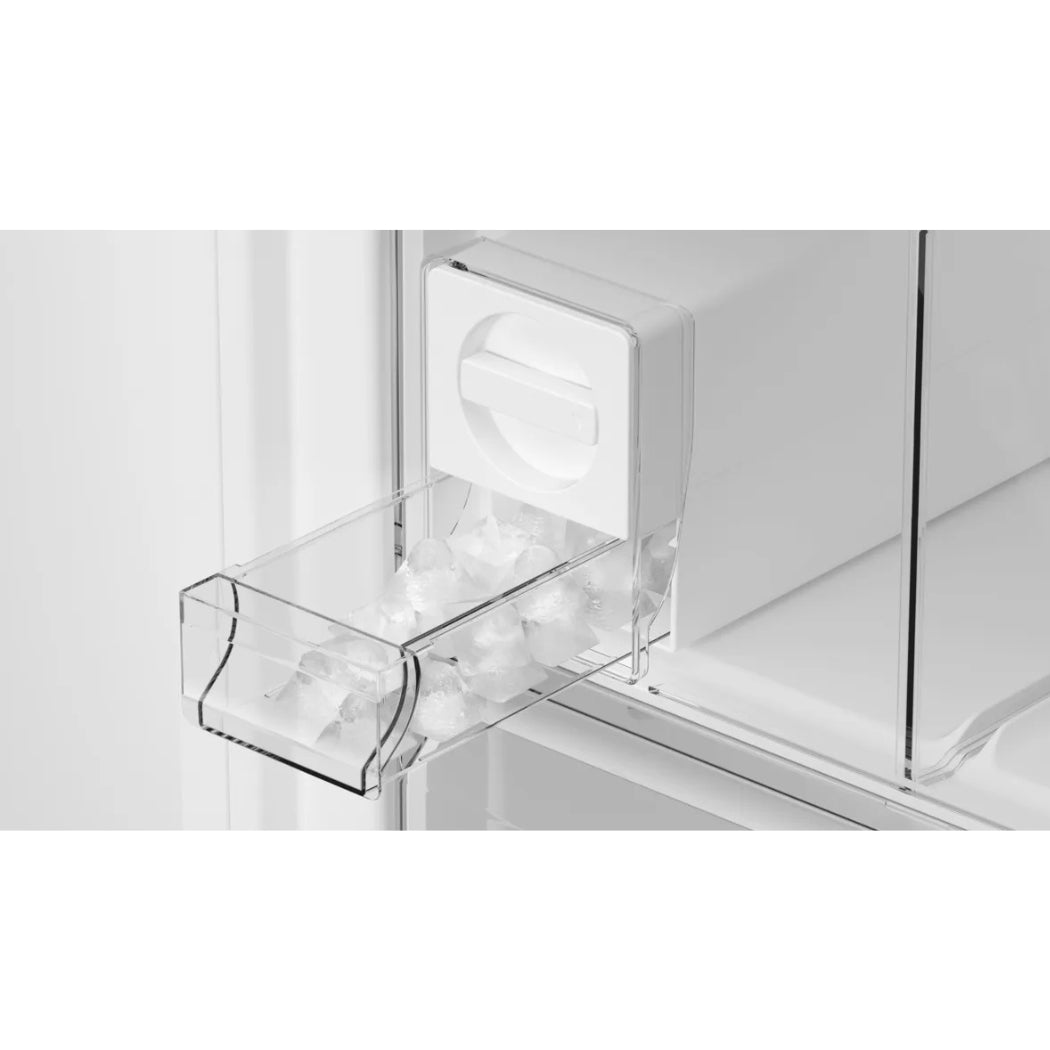 Siemens iQ500 Freestanding Freezer - Black | GS36NAXEP