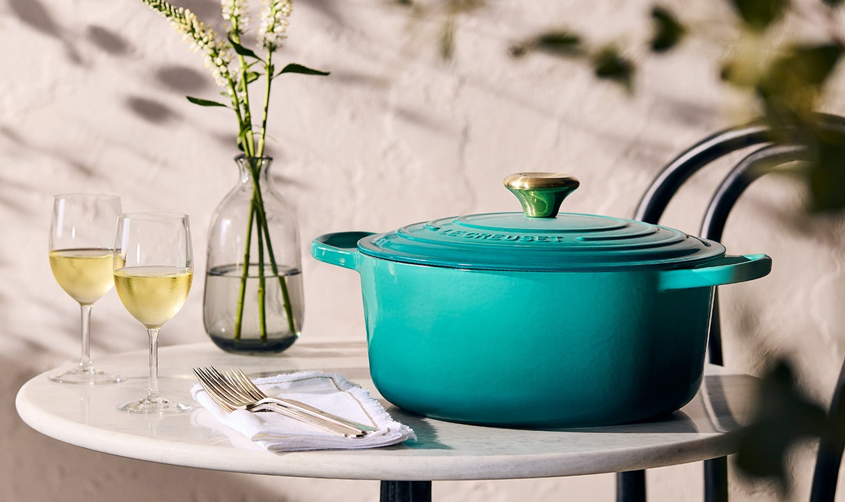 Le Creuset Signature 24cm Cast Iron Round Casserole - Bleu Riviera | 21177240994450